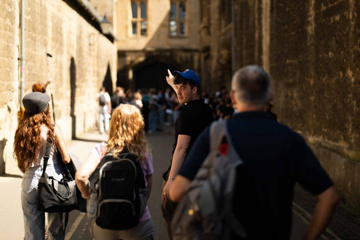 Oxford University Tour by Alumni™ with optional New College - Photo 1 of 22